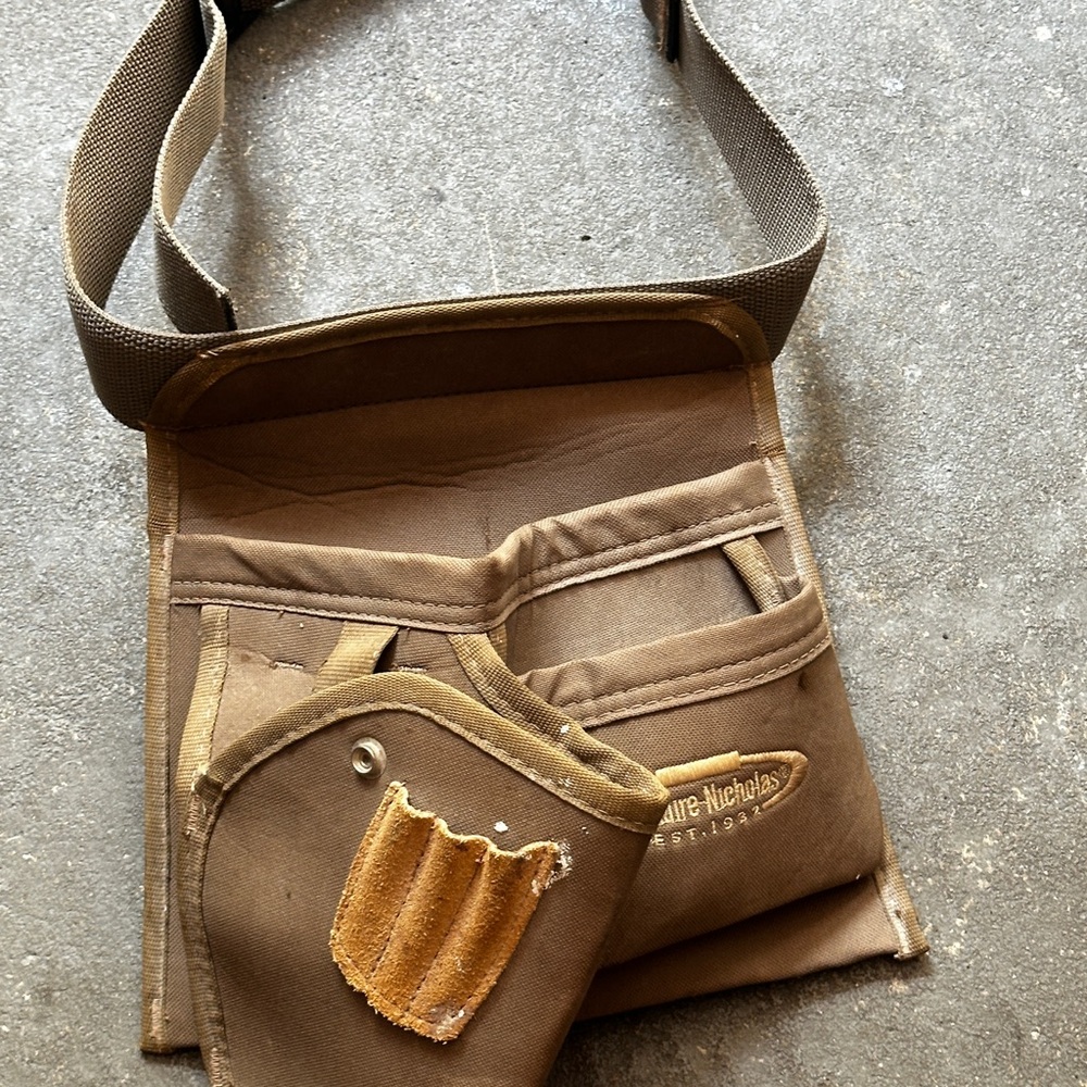 McGuire Nicholas tool belt
